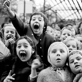Puppet Audience by ALFRED EISENSTAEDT