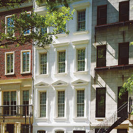 Manhattan Street View by Durston Saylor