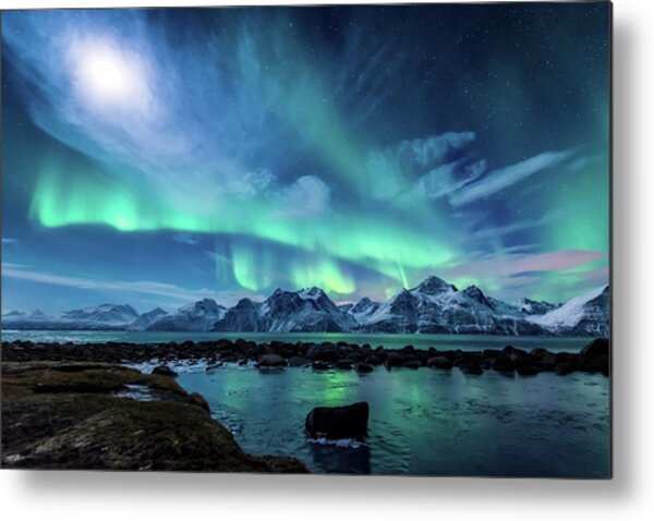 When The Moon Shines Metal Print